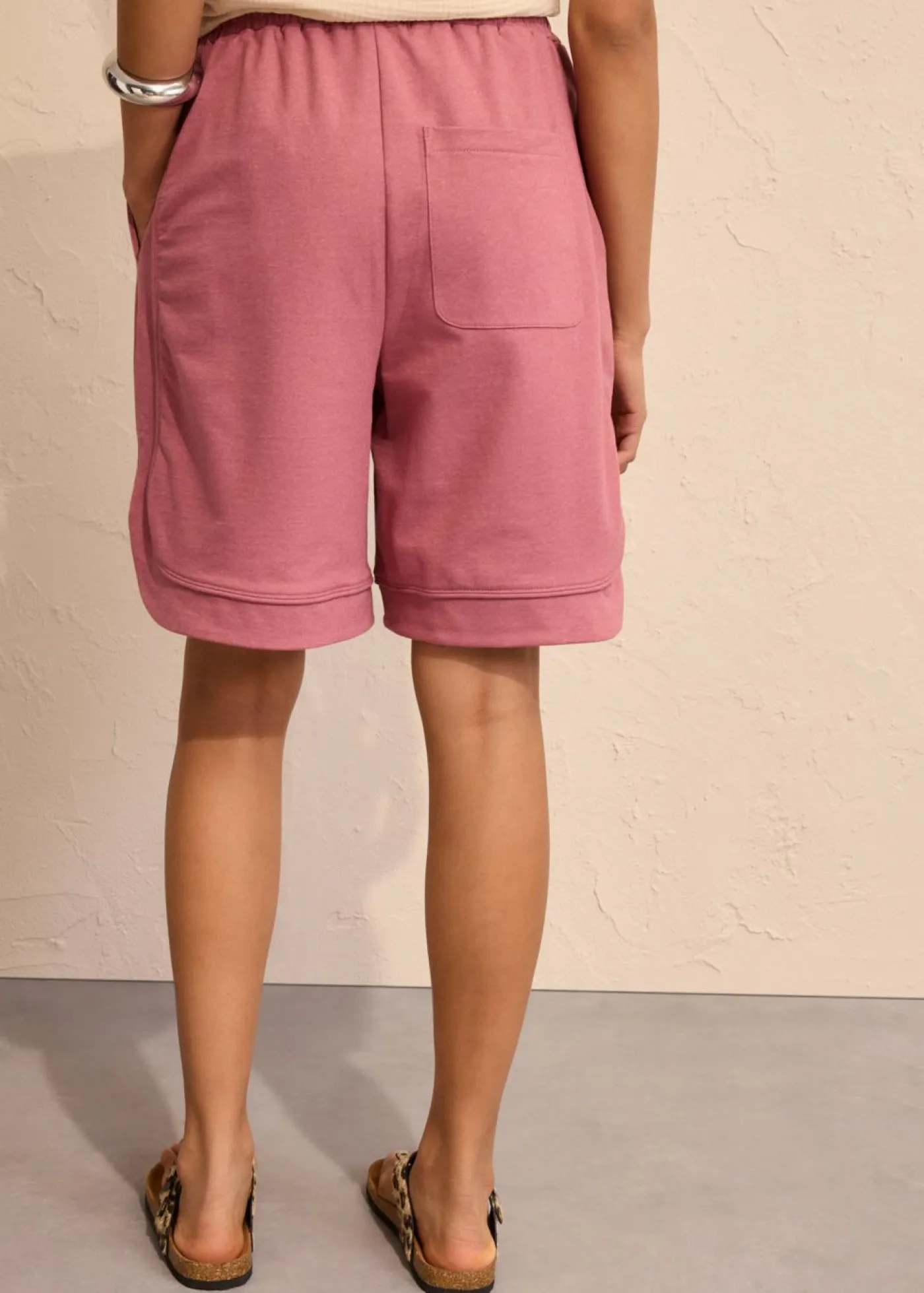 bonprix bonprix Shorts|Pantalones>Pantalón corto de chándal de mezcla de algodón con corte ancho baya suave jaspeado