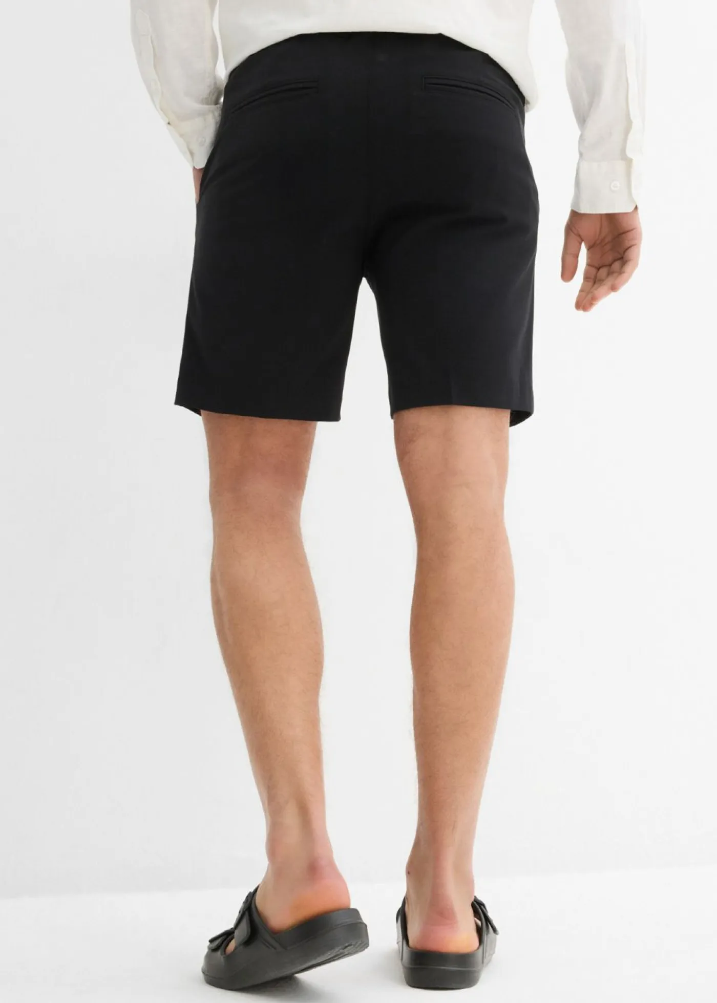 Hombre bonprix bonprix Pantalón corto elegante con corte relajado