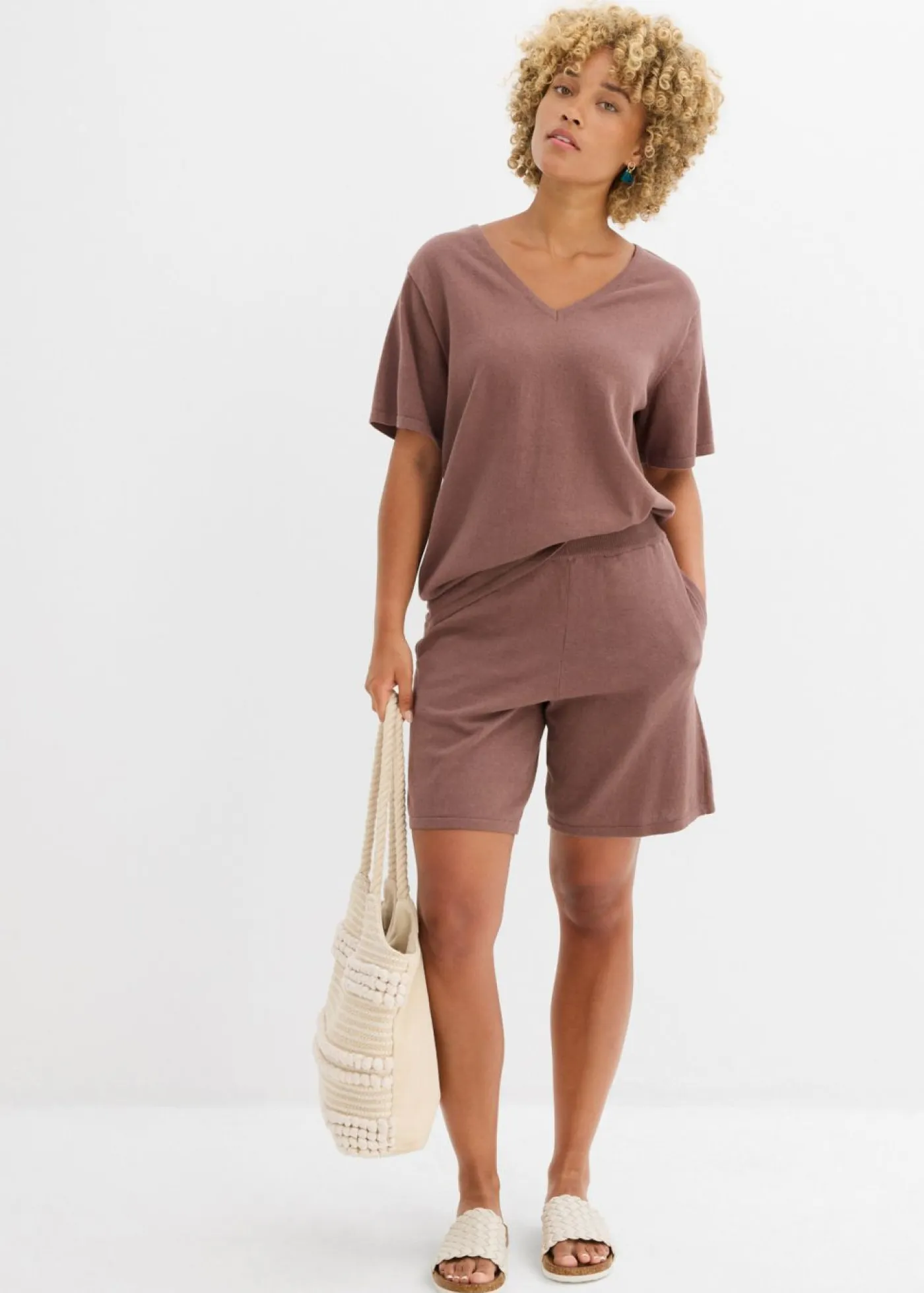 bonprix bonprix Conjuntos De Ropa|Shorts>Pantalón corto sin cierre de punto fino Marrón mate