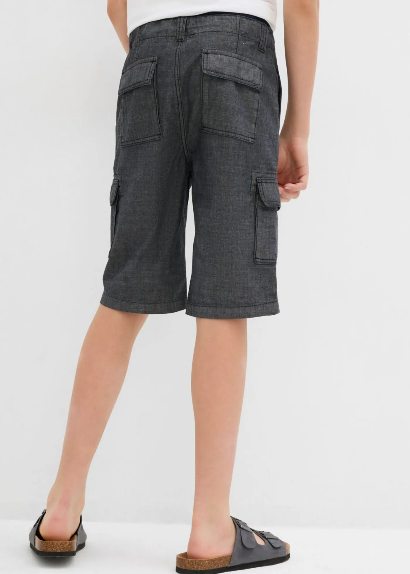 Niños bonprix bonprix Pantalón corto tipo cargo de chambray con corte regular