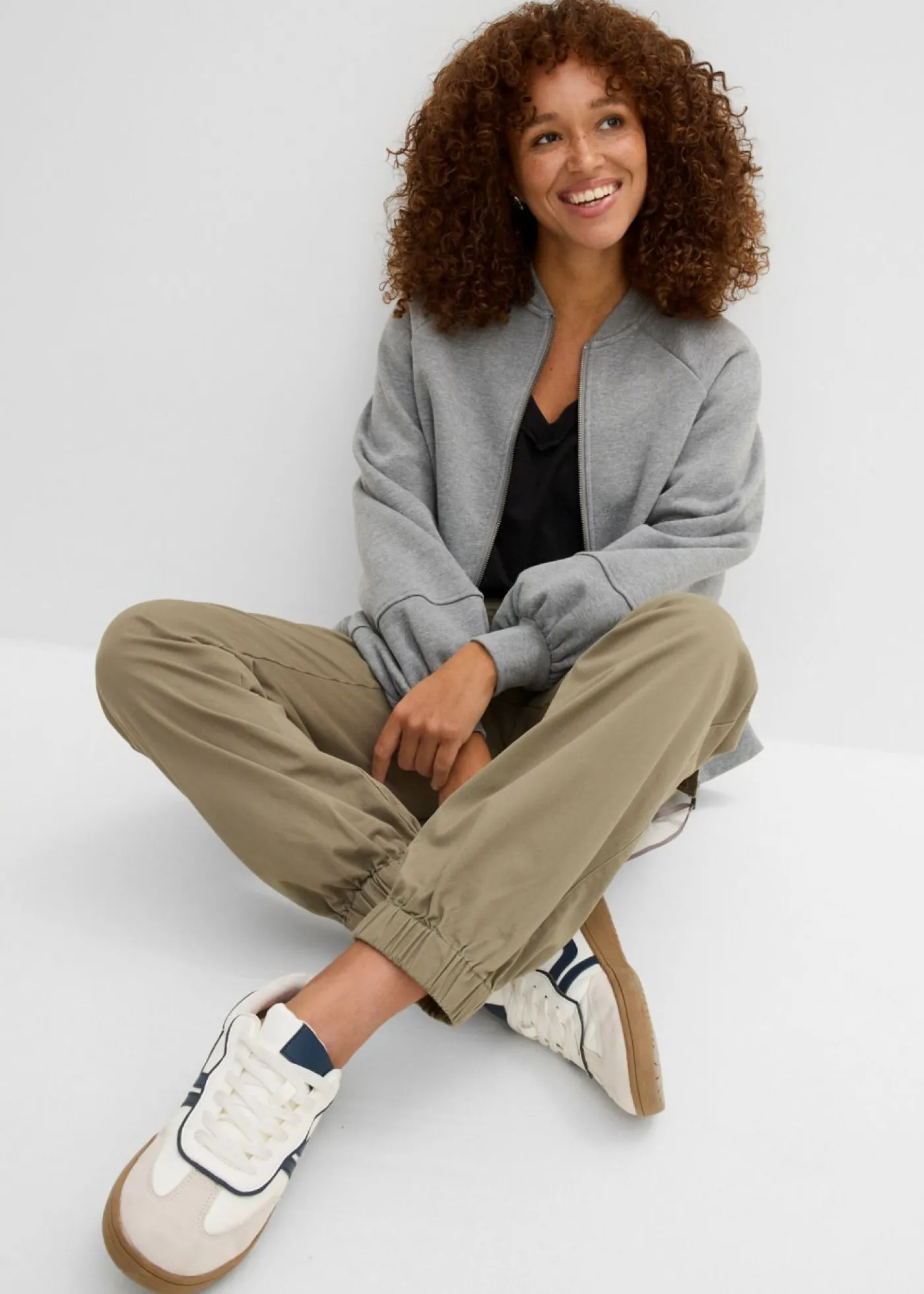 Mujer bonprix bonprix Pantalón de algodón elástico con estilo cargo