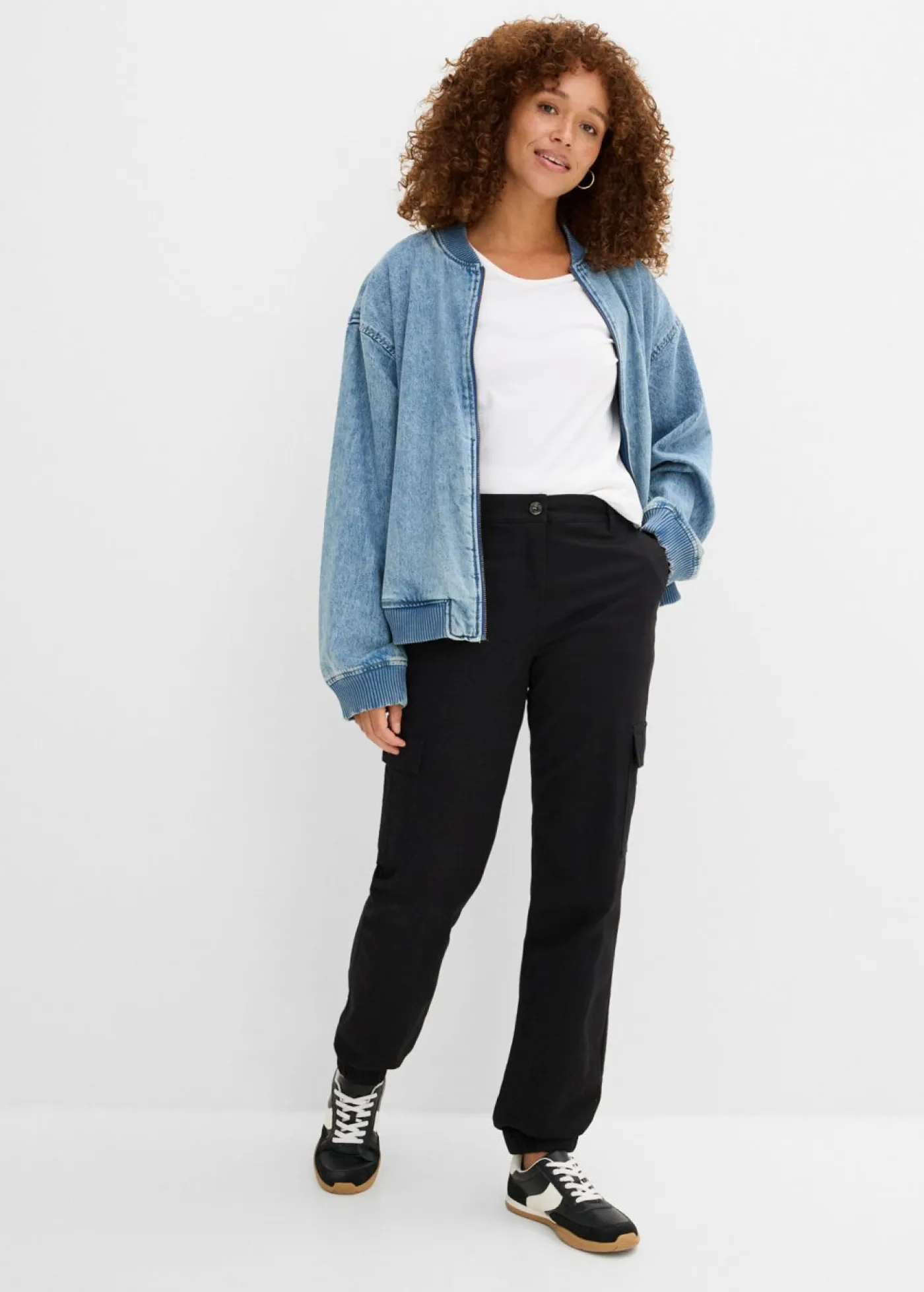 bonprix bonprix Pantalones>Pantalón de algodón elástico con estilo cargo Negro