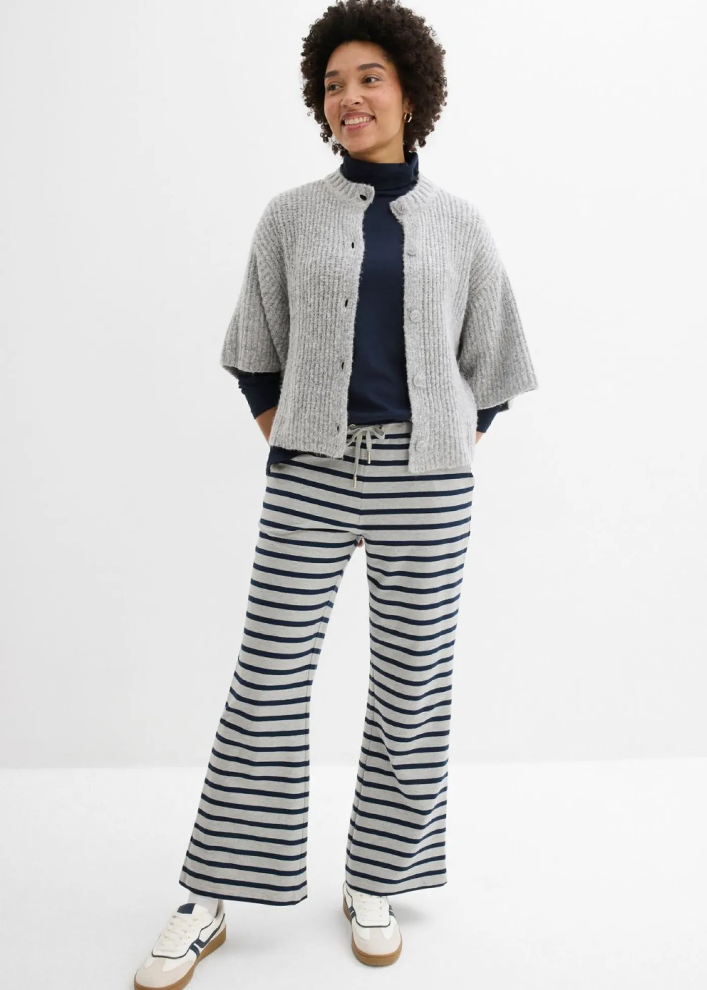 bonprix bonprix Básicos|Ropa Cómoda>Pantalón de chándal de algodón ecológico puro gris claro jaspeado-azul marino con rayas