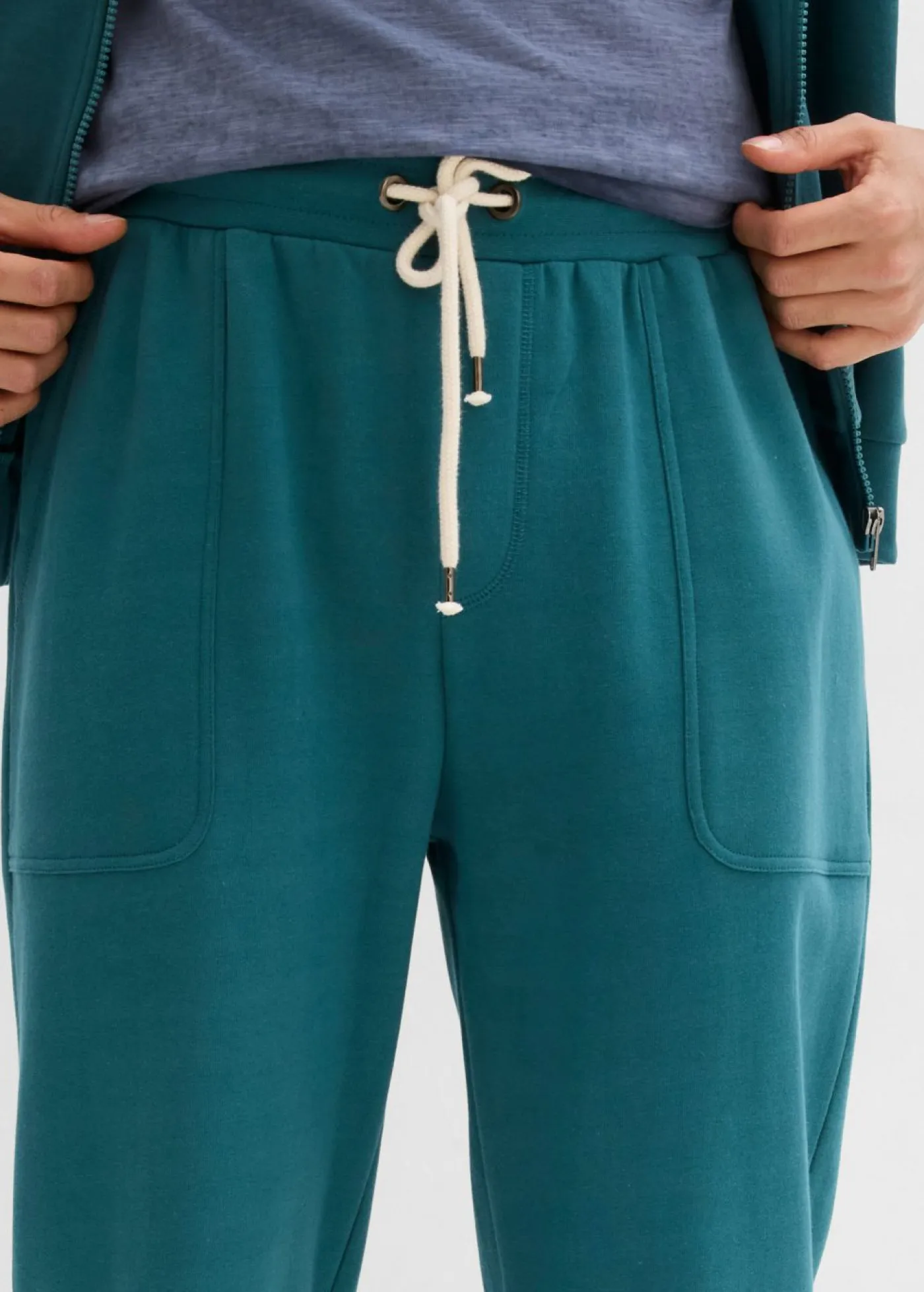 bonprix bonprix Básicos En Rebajas|Ropa Deportiva>Pantalón de chándal de algodón orgánico puro verde pimiento