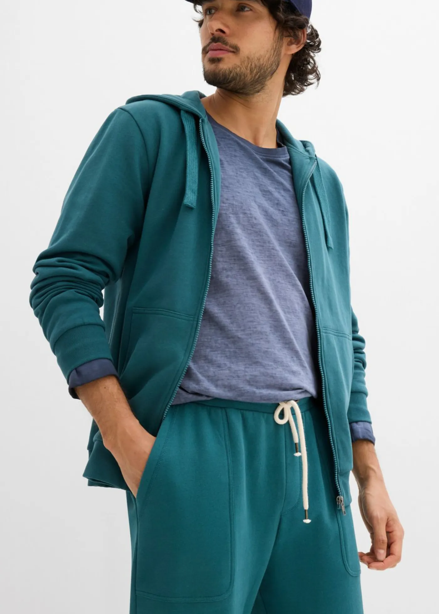 bonprix bonprix Básicos En Rebajas|Ropa Deportiva>Pantalón de chándal de algodón orgánico puro verde pimiento