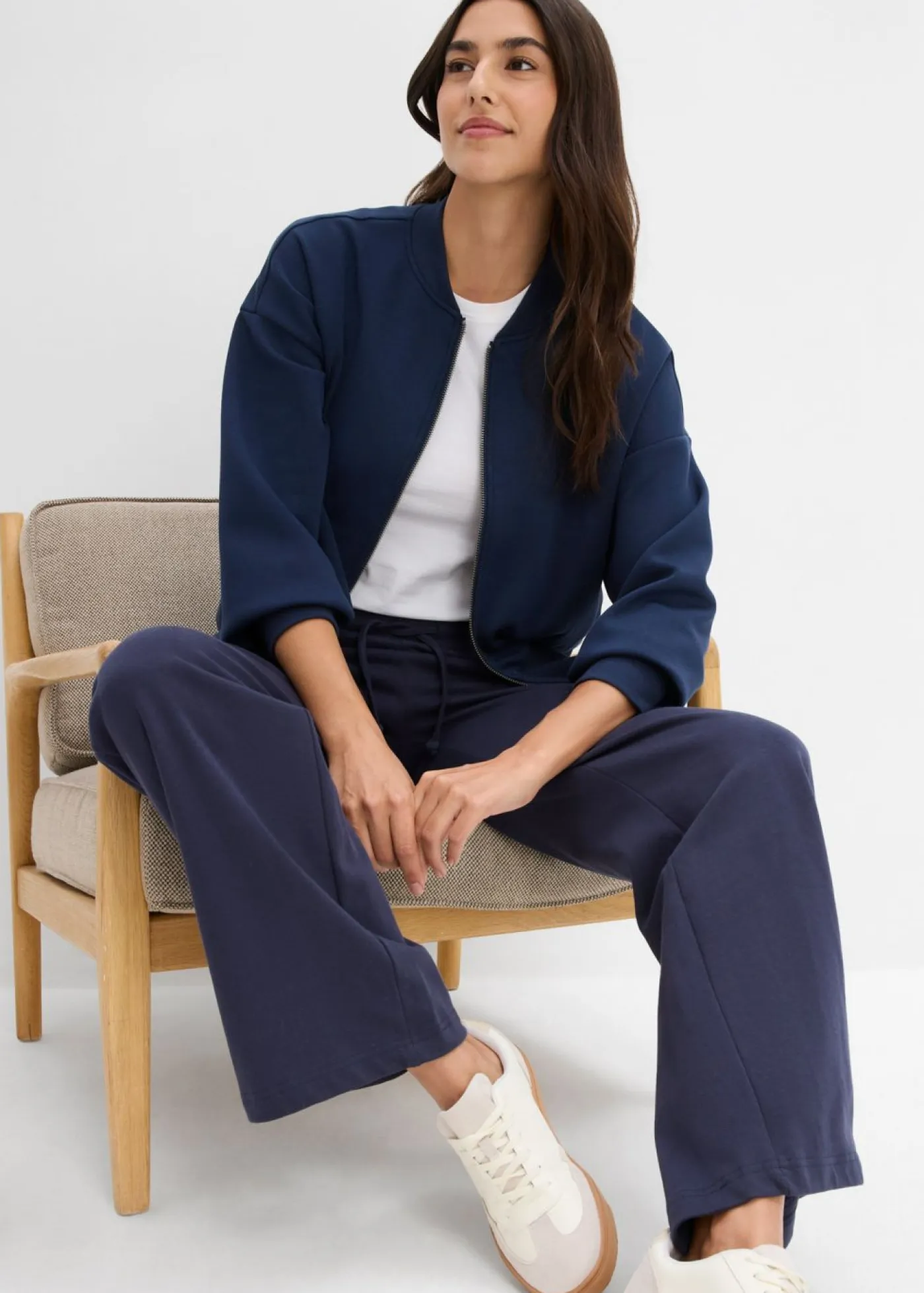 bonprix bonprix Ropa Deportiva|Ropa Cómoda>Pantalón de chándal de algodón puro Azul marino-blanco