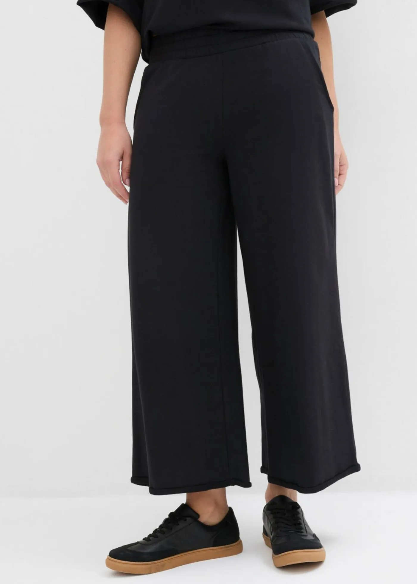 Mujer bonprix bonprix Pantalón de chándal de algodón orgánico con largo capri