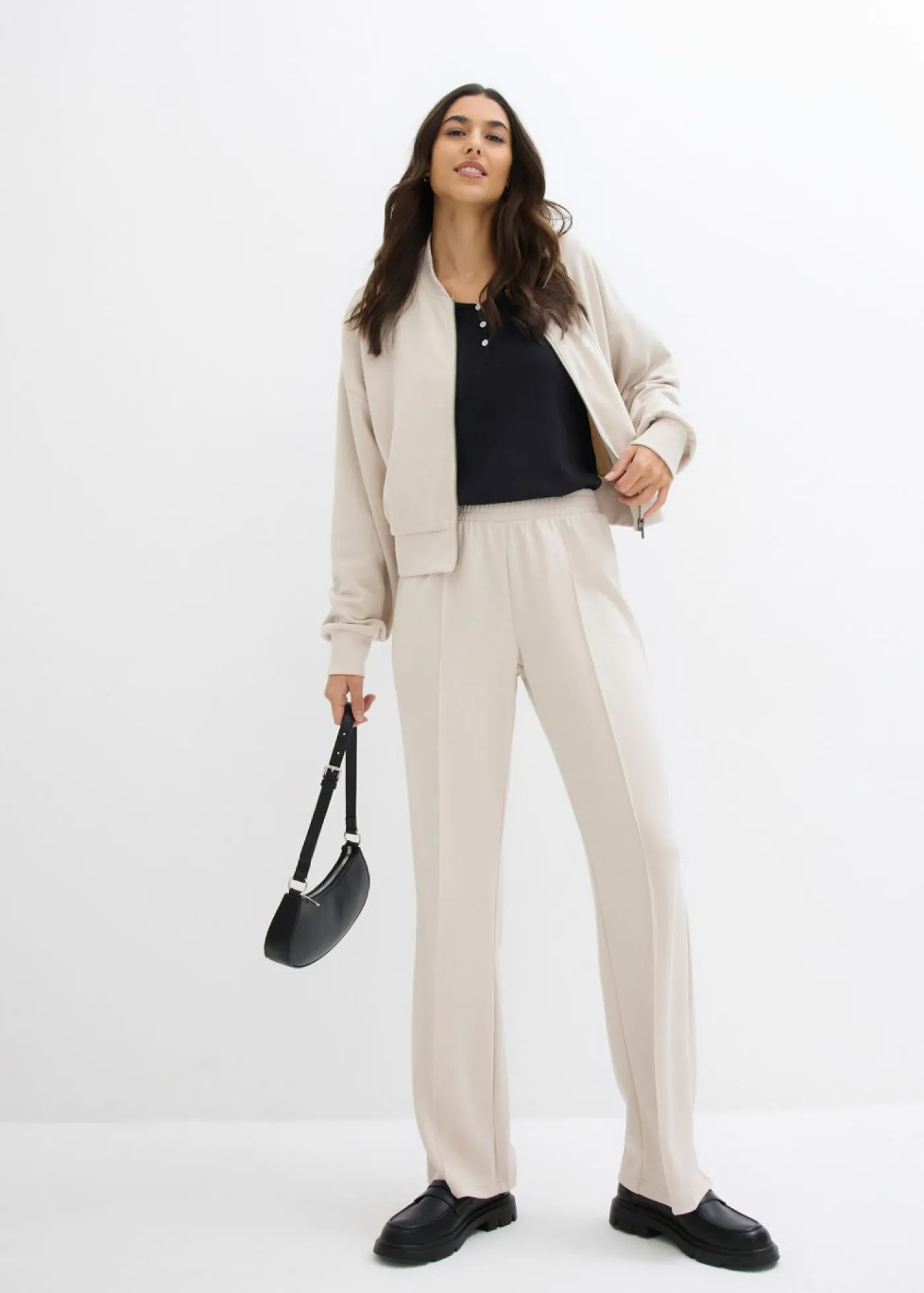 bonprix bonprix Ropa Cómoda|Pantalones>Pantalón de chándal de mezcla de viscosa suave gris piedra