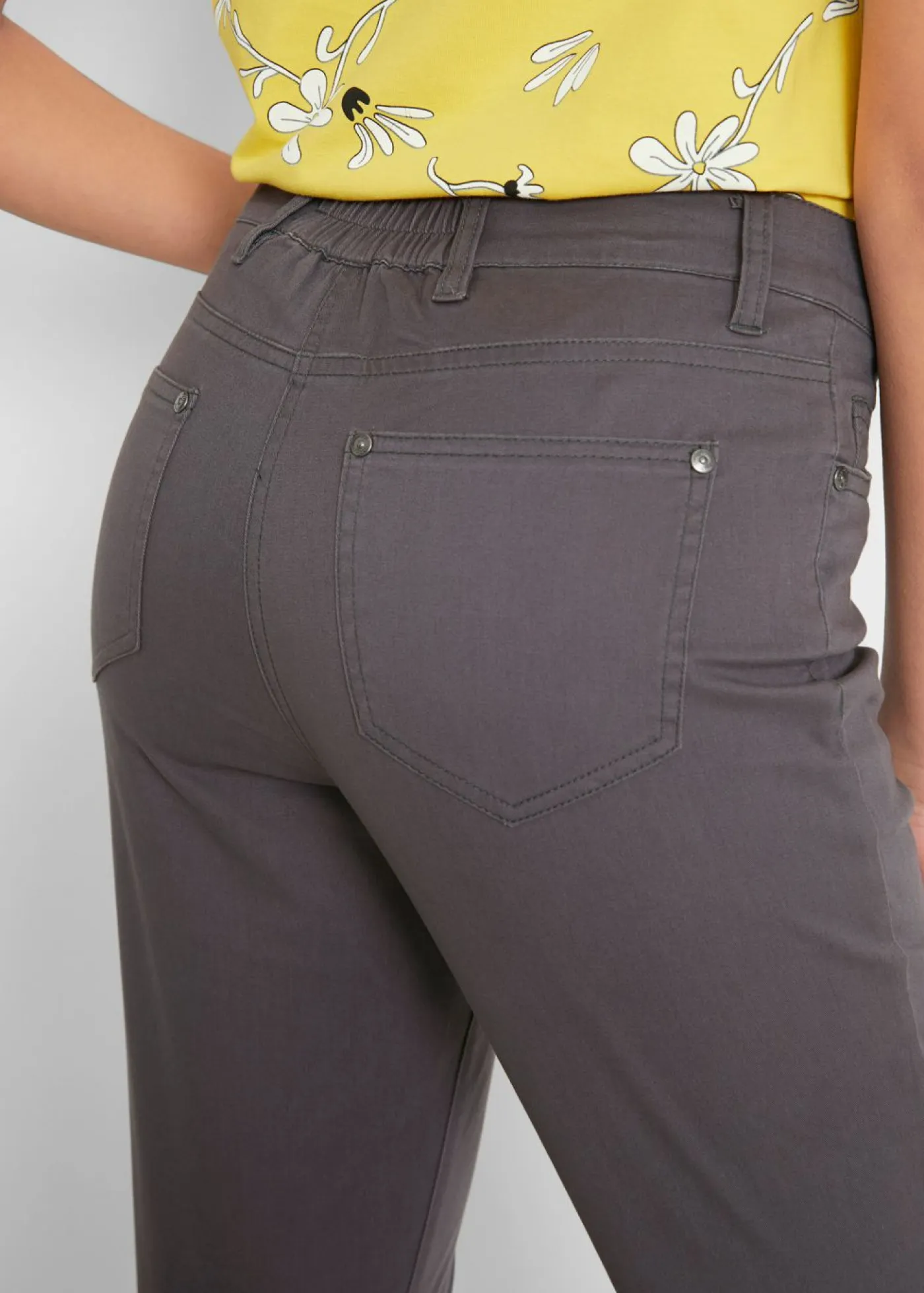 bonprix bonprix Pantalones>Pantalón de corte capri con cintura elástica y botones Gris apizarrado