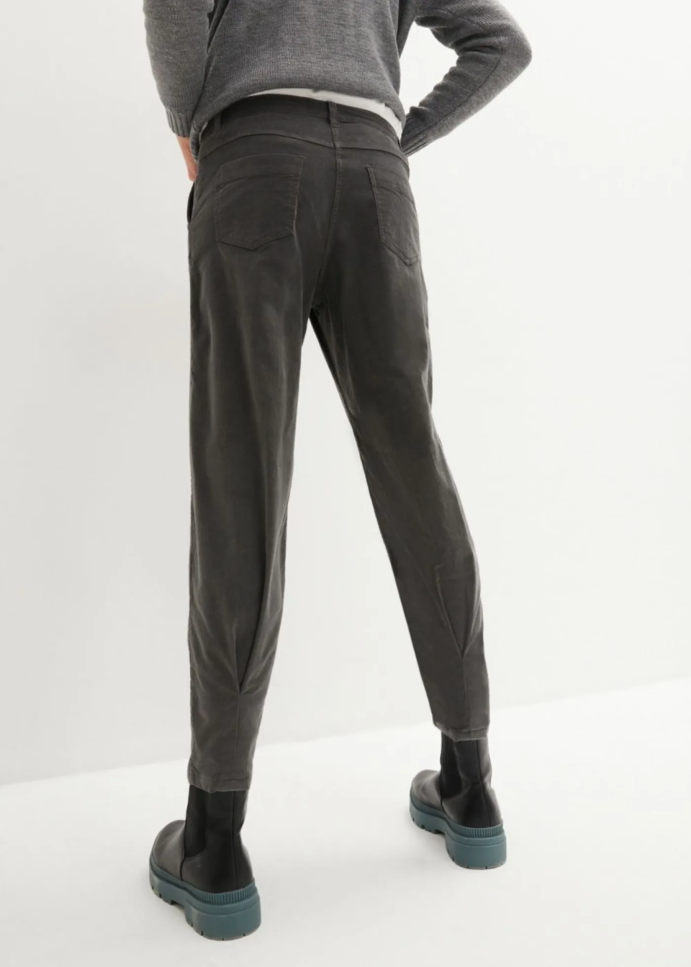 Mujer bonprix bonprix Pantalón de pana con algodón orgánico y corte bombacho