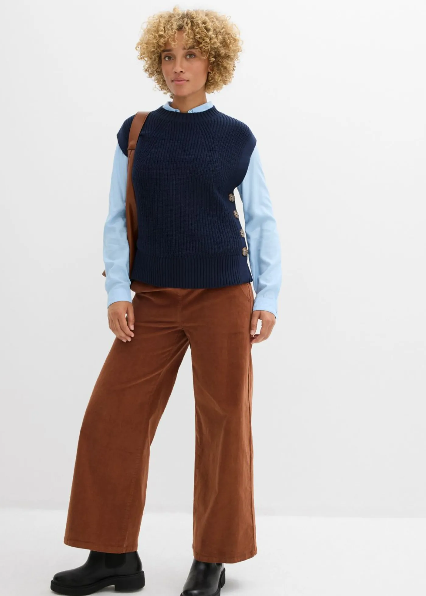 bonprix bonprix Pantalones>Pantalón de pana con cintura cómoda, high waist marrón ladrillo