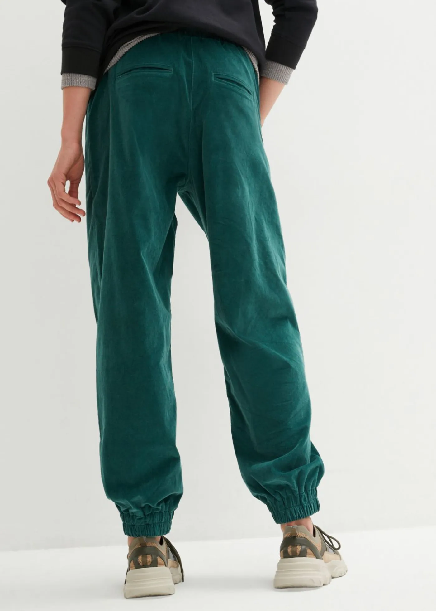 bonprix bonprix Pantalones>Pantalón de pana de mezcla de algodón verde mate