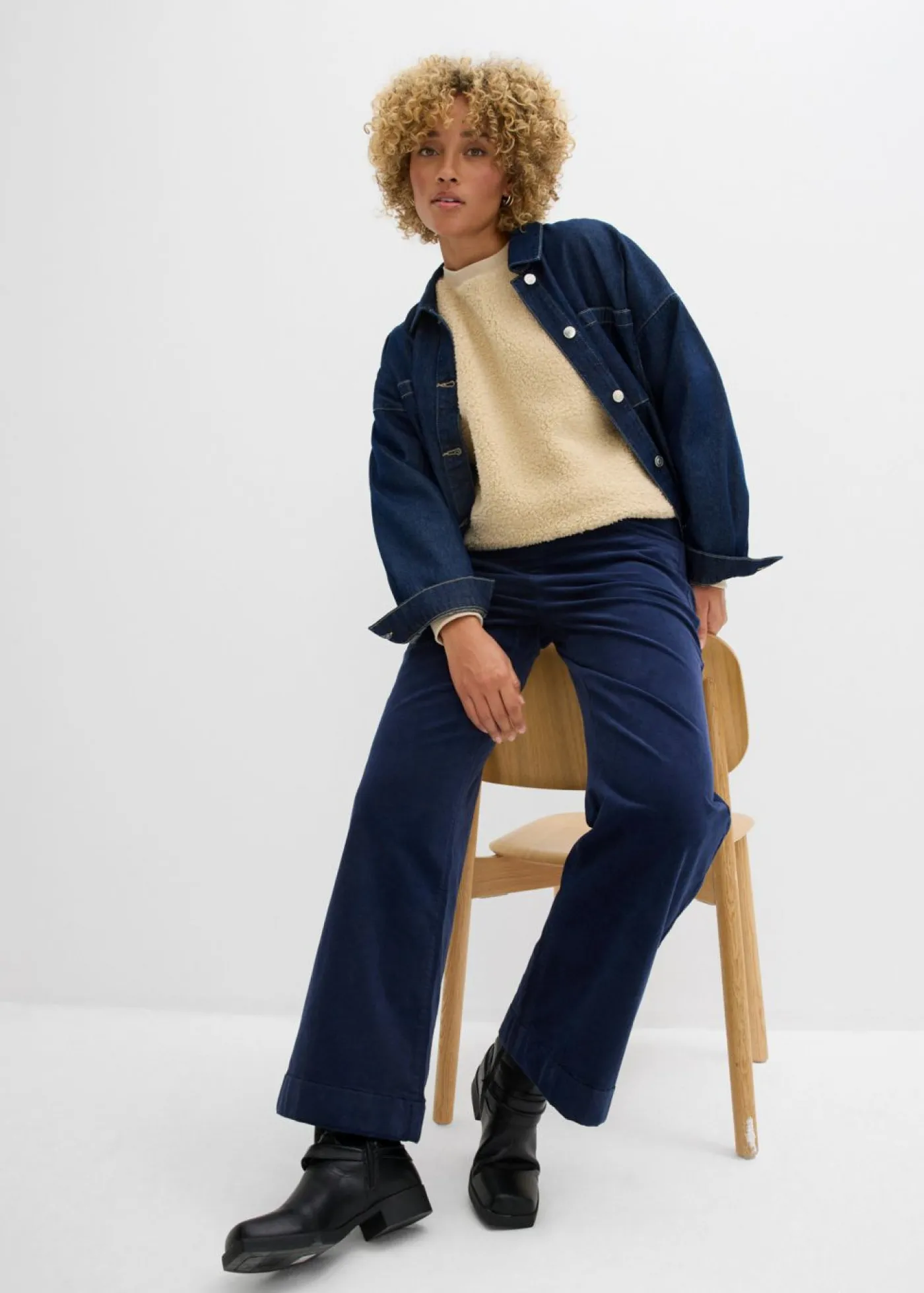 bonprix bonprix Pantalones>Pantalón de pana elástico y ancho, high waist Azul marino