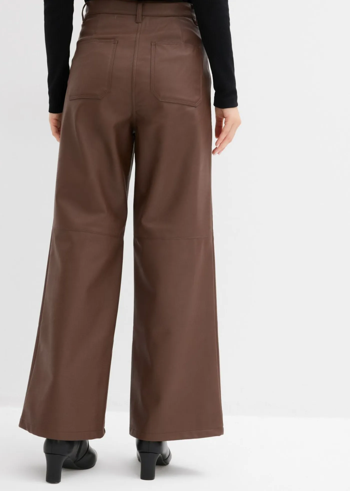 Mujer bonprix bonprix Pantalón de piel sintética