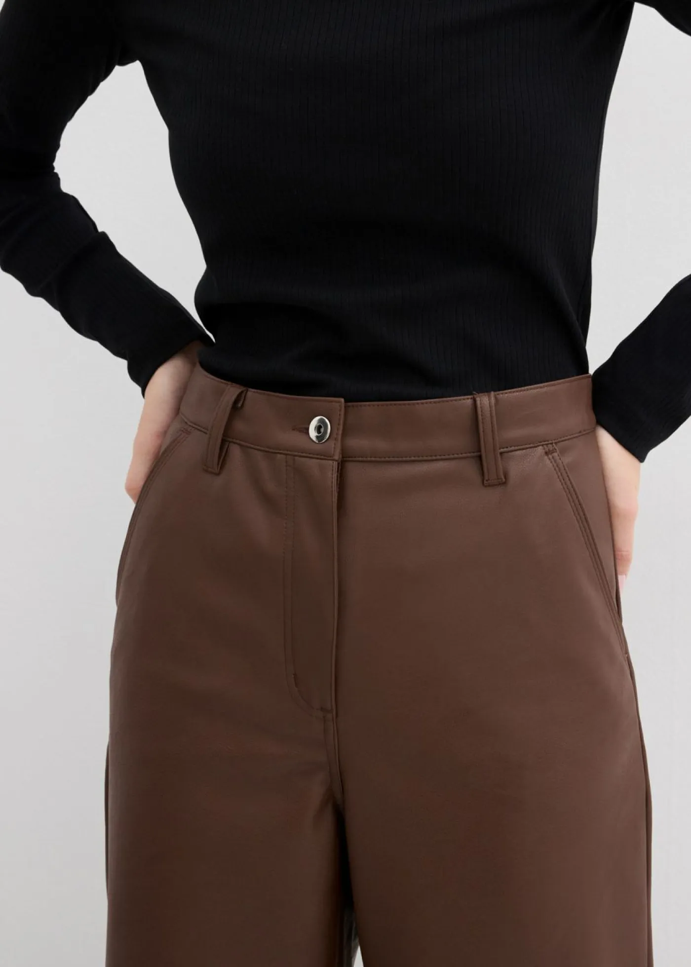 Mujer bonprix bonprix Pantalón de piel sintética
