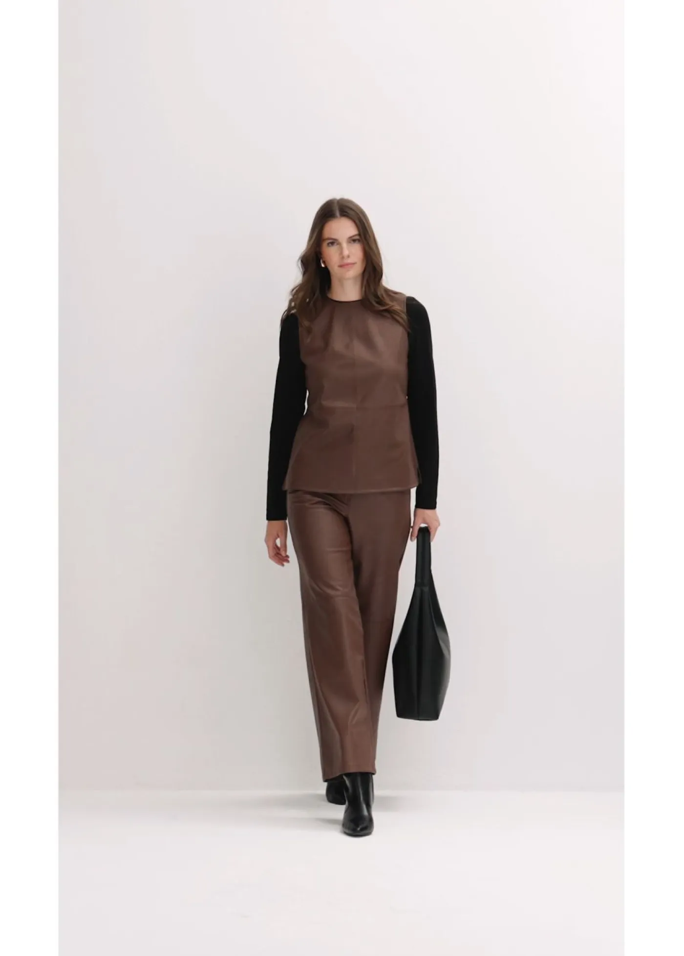 Mujer bonprix bonprix Pantalón de piel sintética