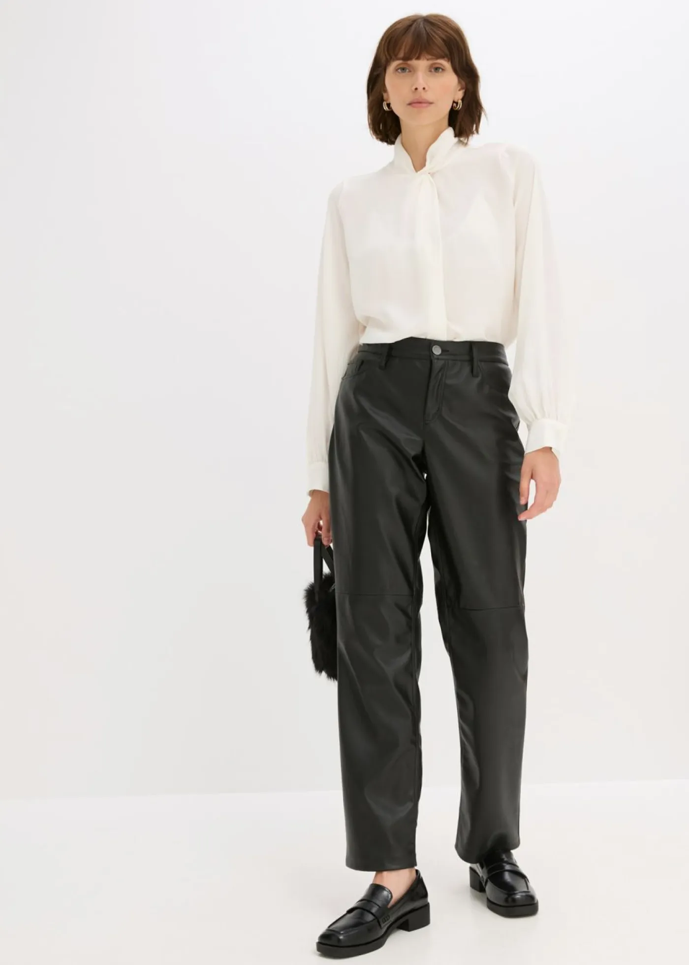 bonprix bonprix Pantalones>Pantalón de piel sintética con cintura cómoda Negro