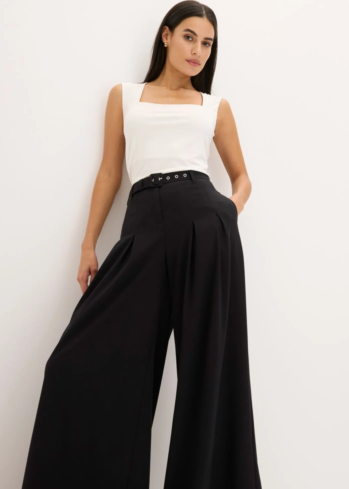 Mujer bonprix bonprix Pantalón de pinzas con cinturón (2 piezas)