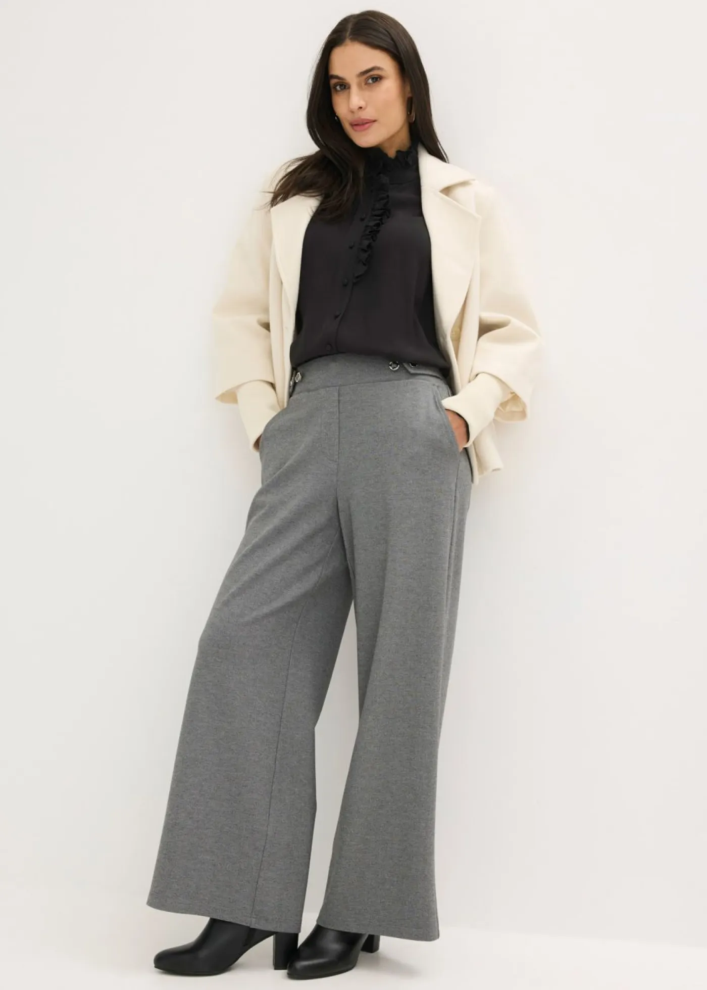 Mujer bonprix bonprix Pantalón de punto con cierre decorativo