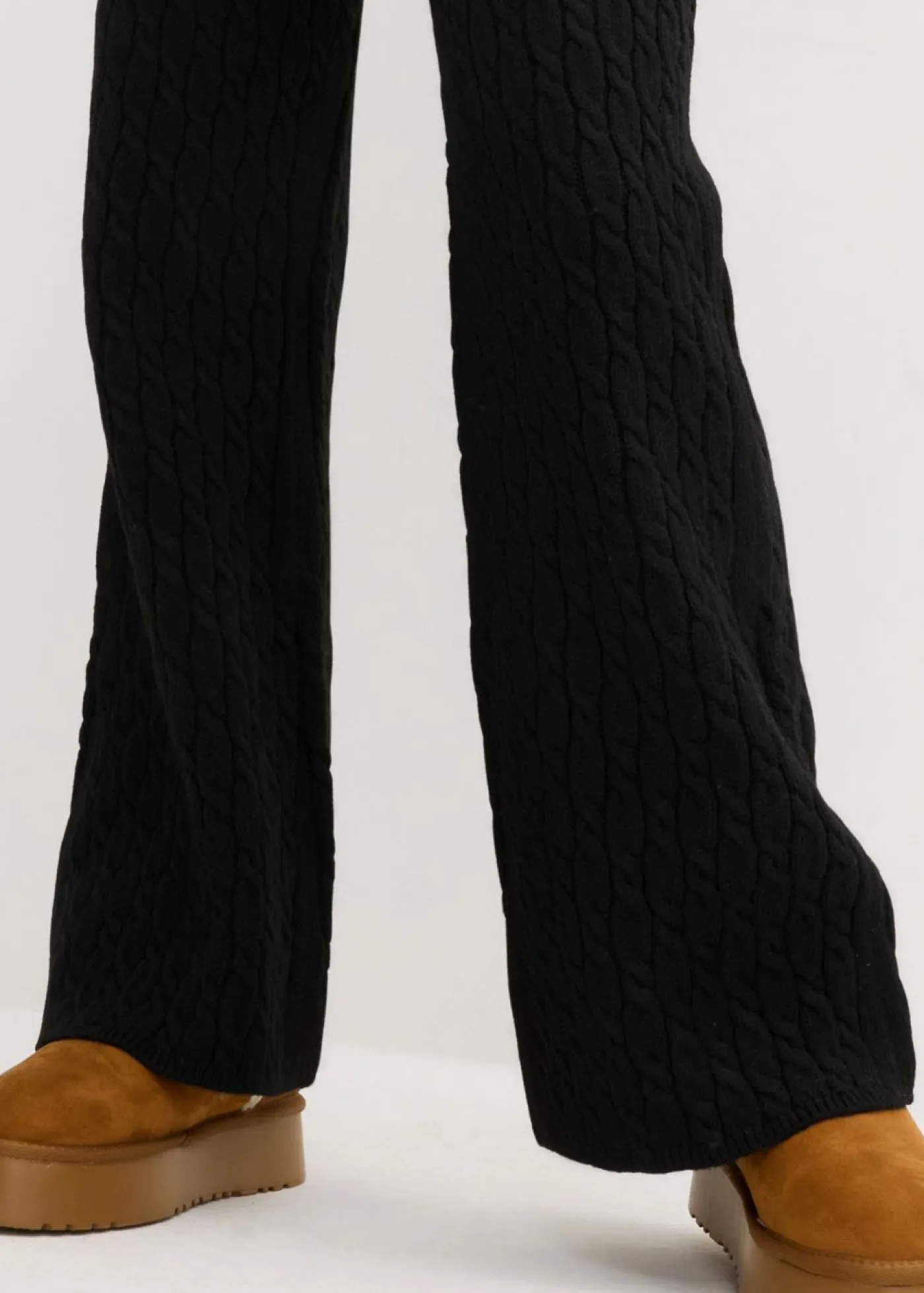 Mujer bonprix bonprix Pantalón de punto con patrón trenzado