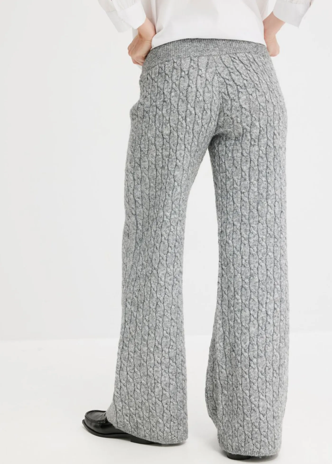 bonprix bonprix Pantalones>Pantalón de punto con patrón trenzado Gris jaspeado