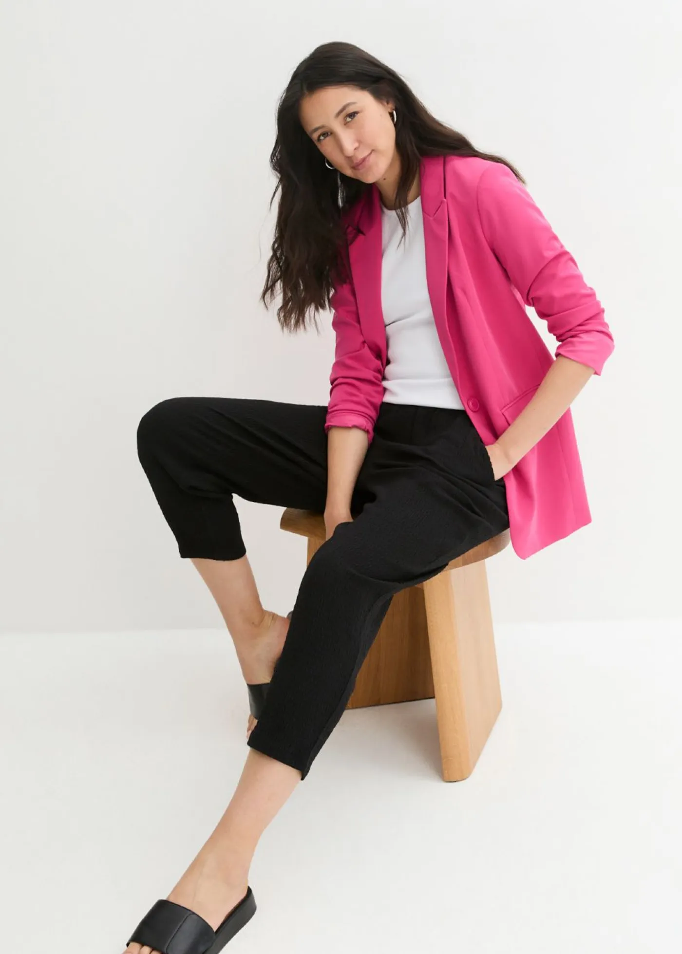 bonprix bonprix Pantalones>Pantalón de punto de material estructurado Negro