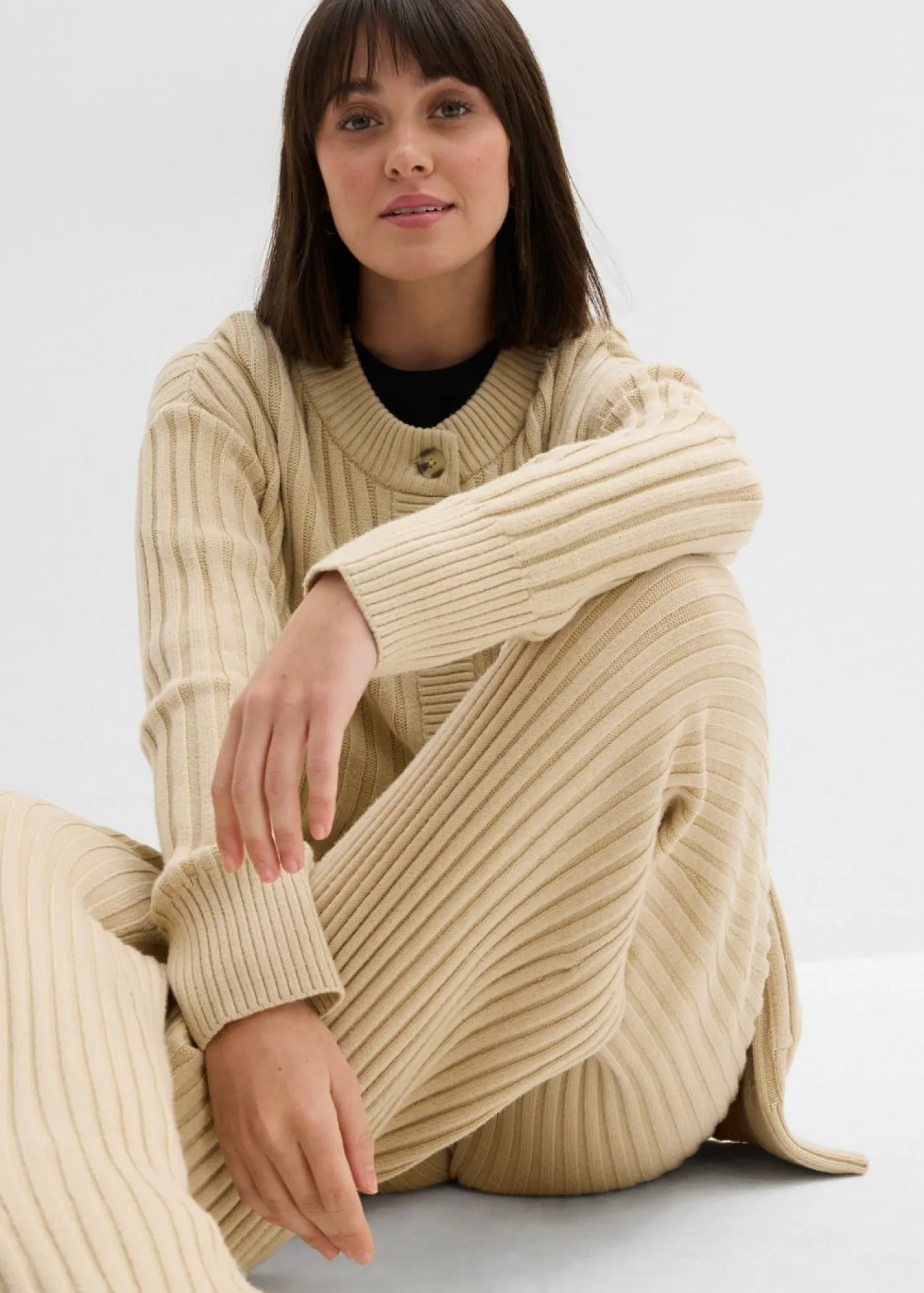 bonprix bonprix Pantalones>Pantalón de punto de mezcla de viscosa suave Arena claro