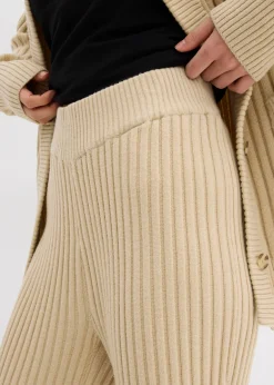 bonprix bonprix Pantalones><noscript><img width=