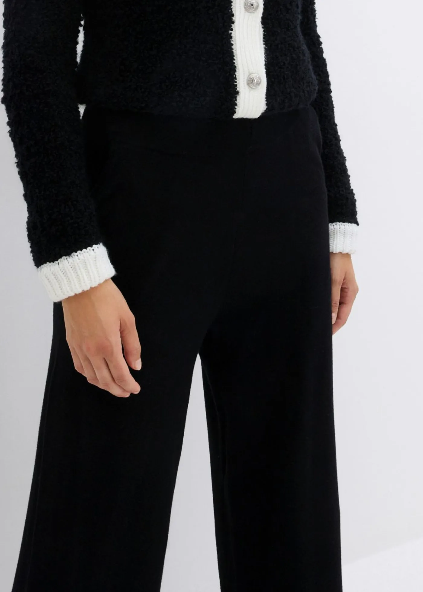 bonprix bonprix Pantalones>Pantalón de punto sin cierre Negro