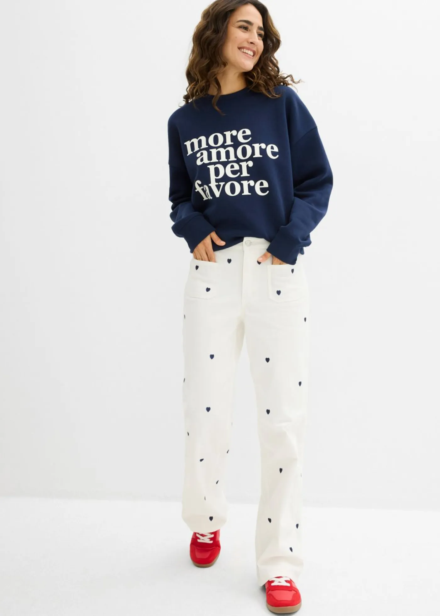 bonprix bonprix Pantalones>Pantalón de sarga con bordado Blanco lana/azul marino