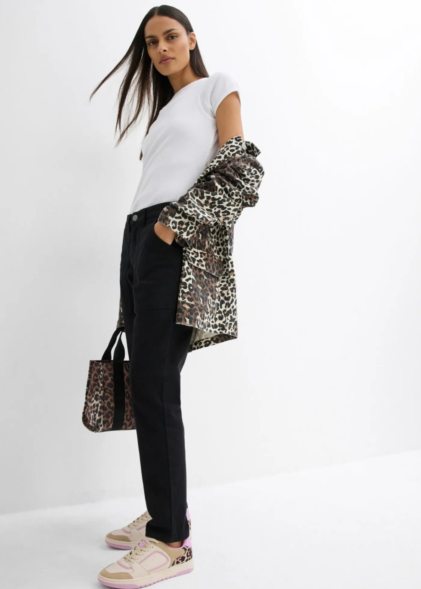 bonprix bonprix Pantalones>Pantalón de sarga en mezcla de algodón elástico Negro