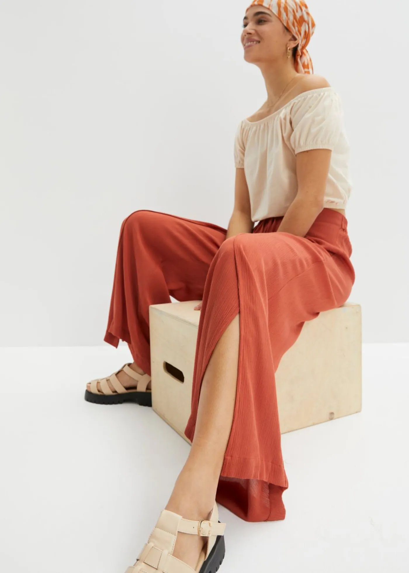 bonprix bonprix Pantalones>Pantalón de viscosa fluida Rojo cuarzo