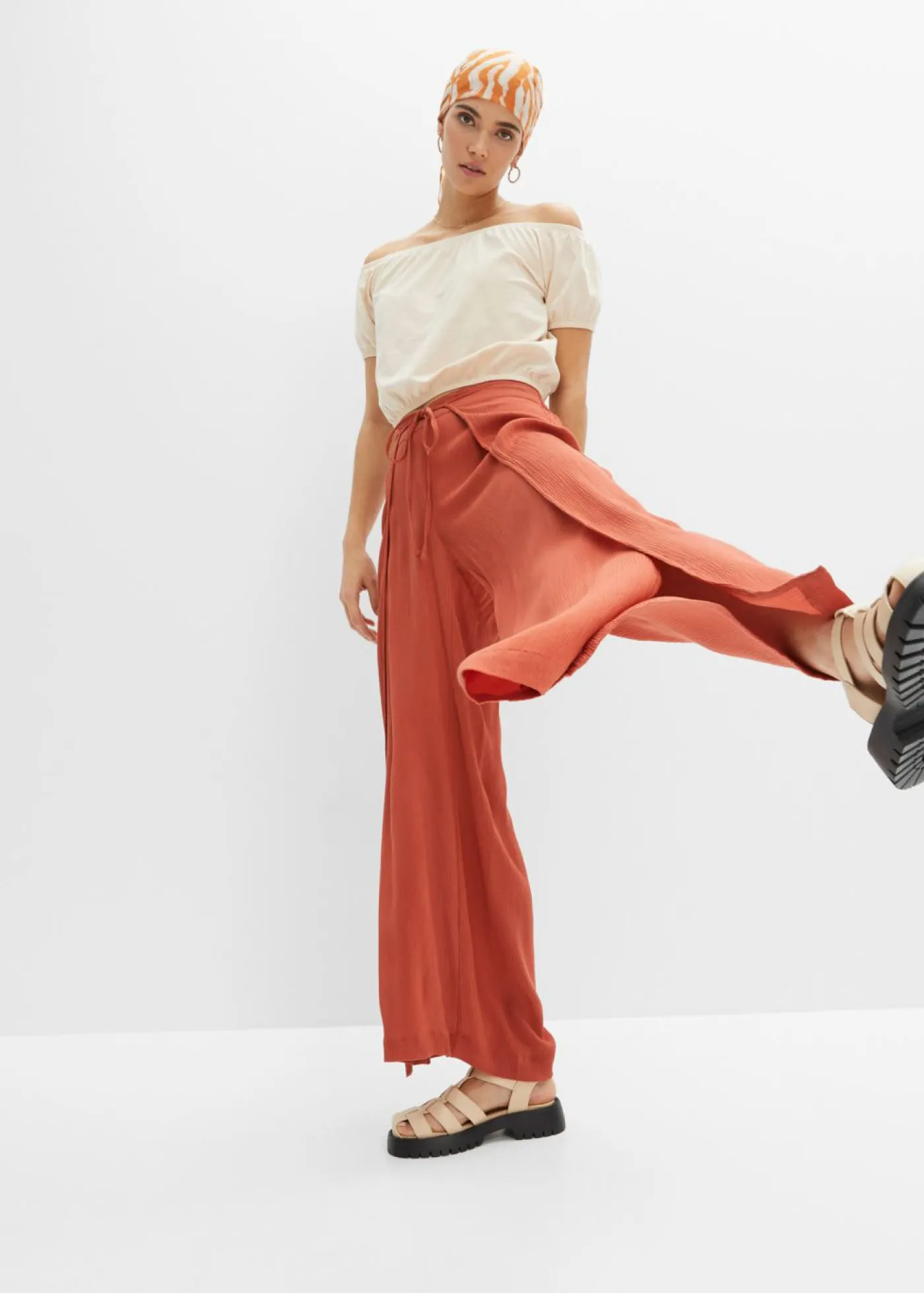 bonprix bonprix Pantalones>Pantalón de viscosa fluida Rojo cuarzo