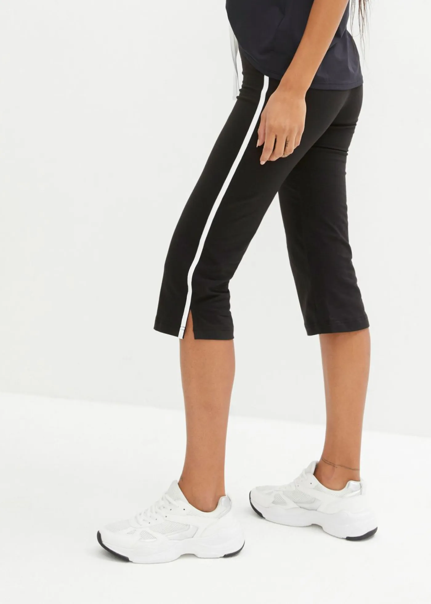 bonprix bonprix Básicos|Ropa Deportiva>Pantalón deportivo capri Negro de rayas