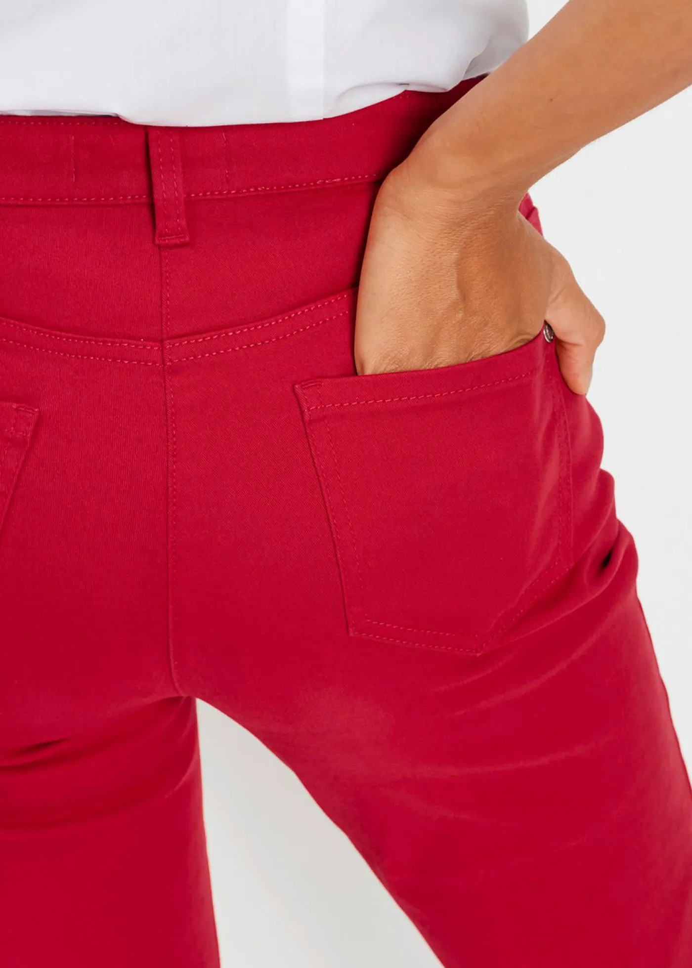 bonprix bonprix Pantalones>Pantalón elástico capri Granate