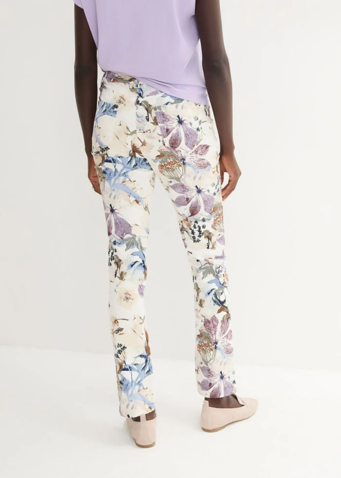 bonprix bonprix Pantalones|Tallas Pequeñas>Pantalón elástico con estampado de flores Crudo de flores