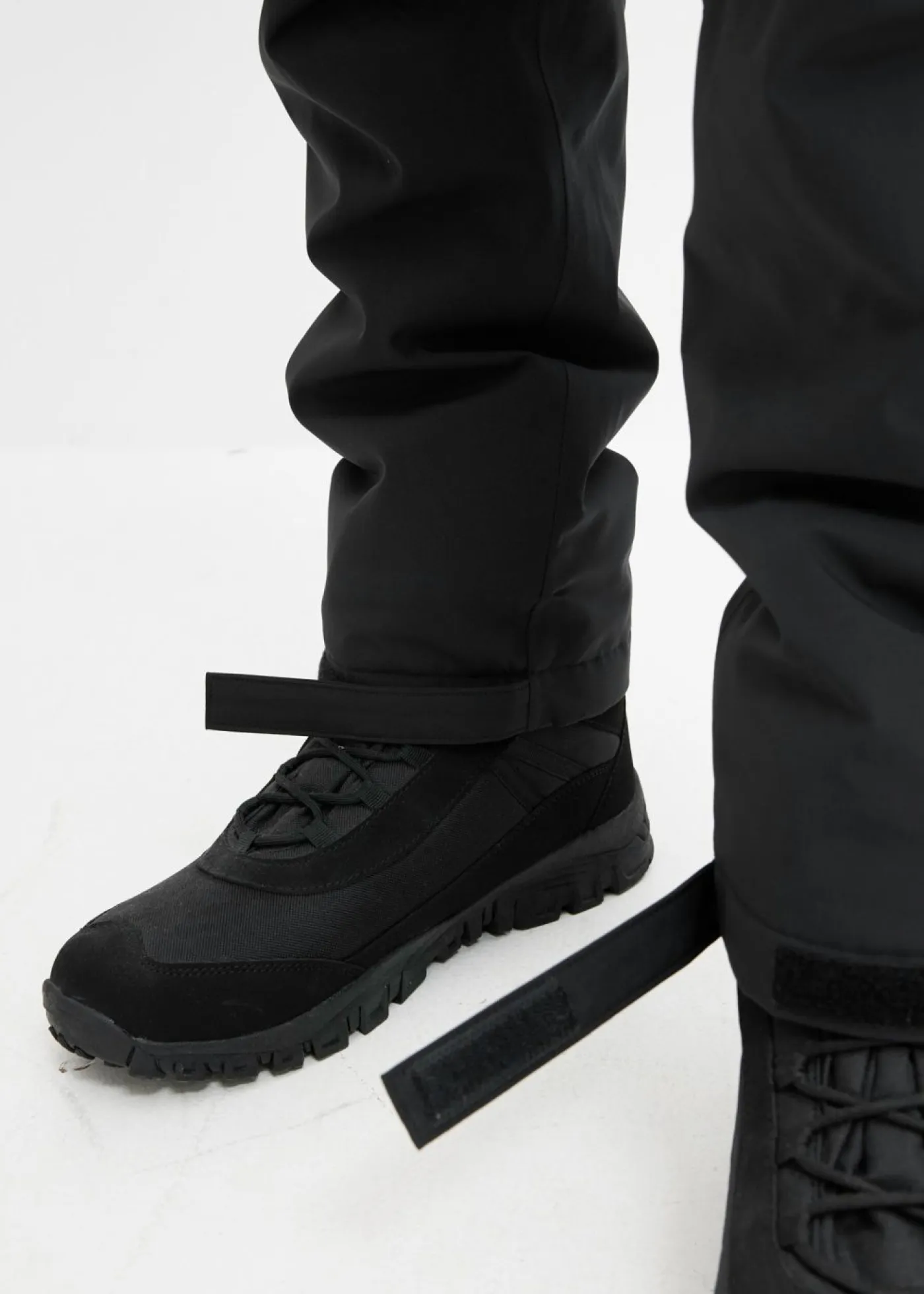 bonprix bonprix Ropa Térmica|Outdoor>Pantalón funcional tipo cargo, impermeable, con forro cálido, relaxed fit Negro