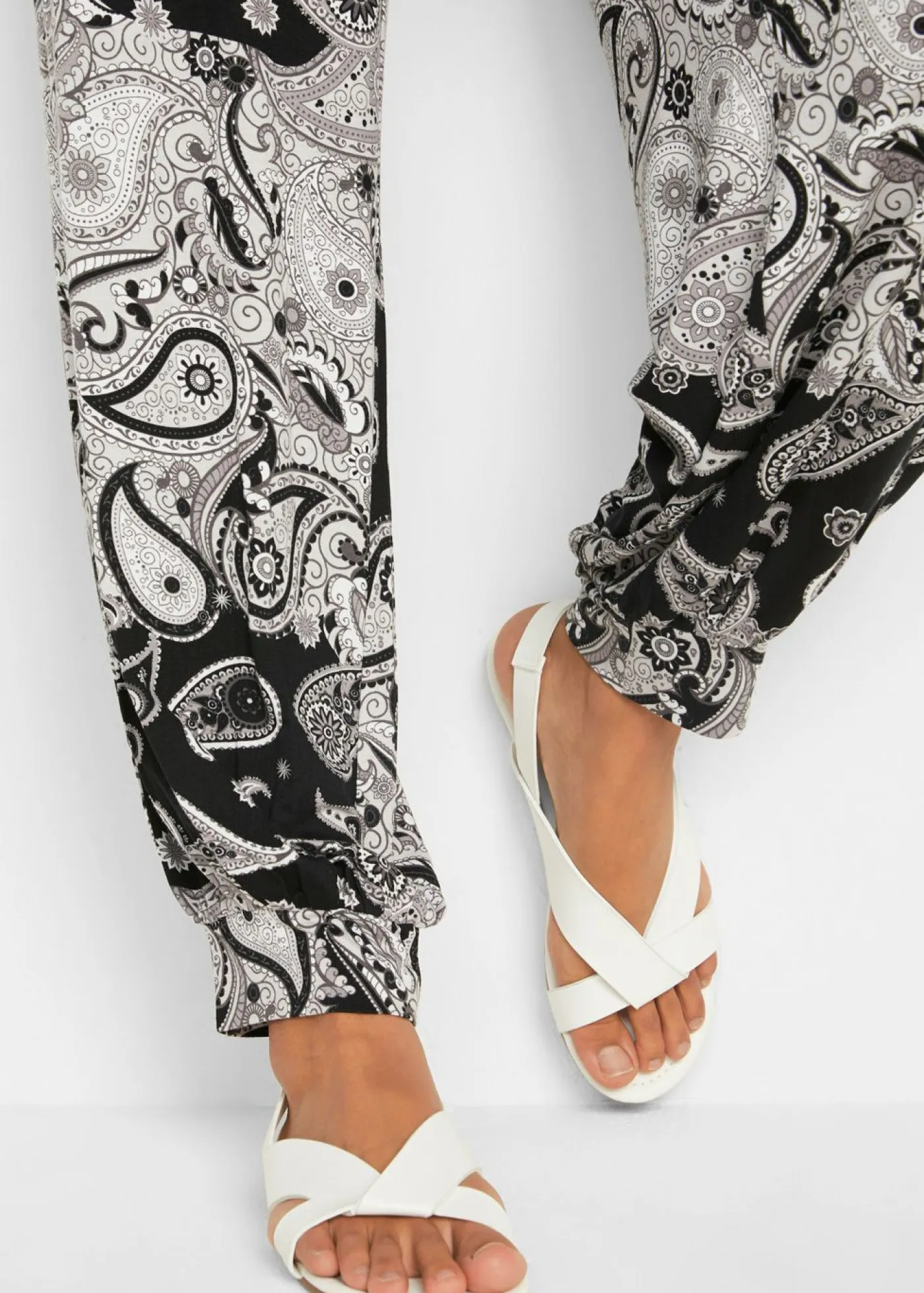 Mujer bonprix bonprix Pantalón harem de punto de mezcla de viscosa fluida