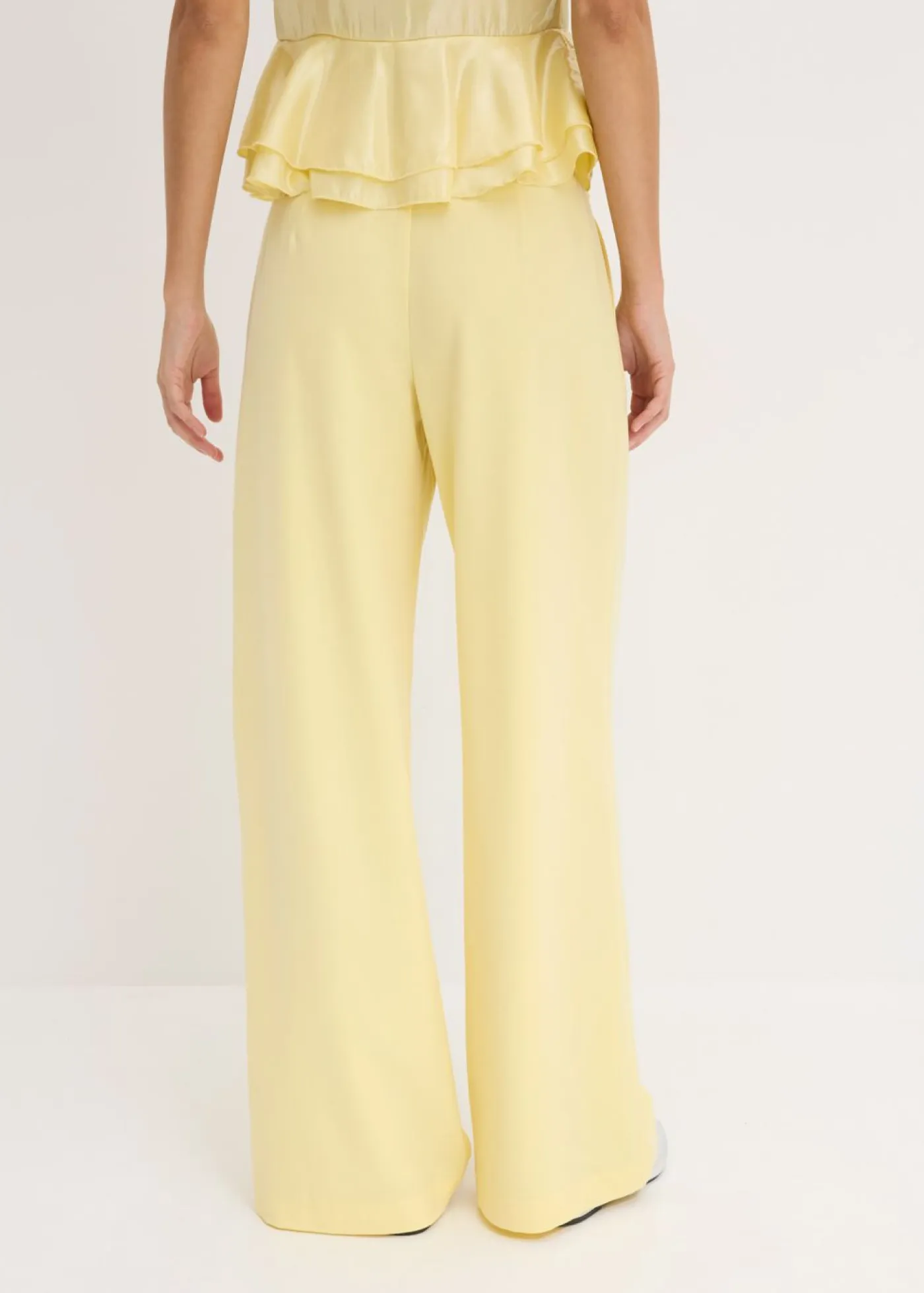 bonprix bonprix Pantalones|Ropa Elegante>Pantalón Marlene Amarillo claro