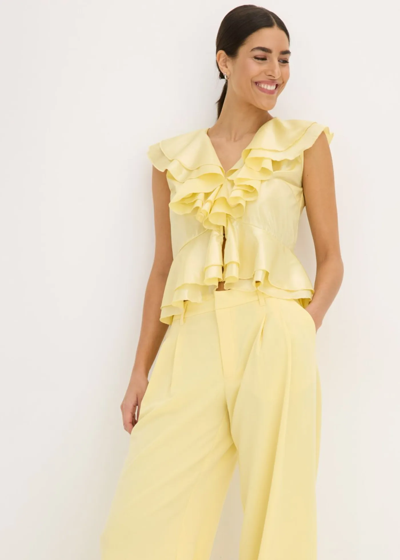 bonprix bonprix Pantalones|Ropa Elegante>Pantalón Marlene Amarillo claro