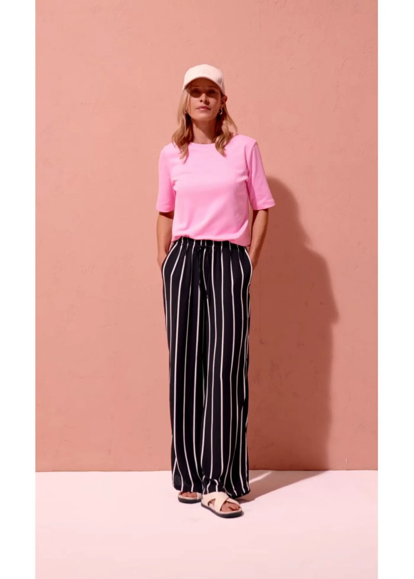 bonprix bonprix Esenciales|Pantalones>Pantalón Marlene con cintura elástica negro-blanco lana con rayas