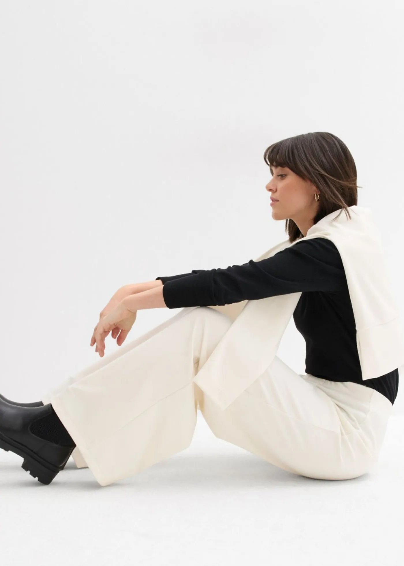 bonprix bonprix Pantalones>Pantalón Marlene de cómodo tejido Punto di Roma blanco perla