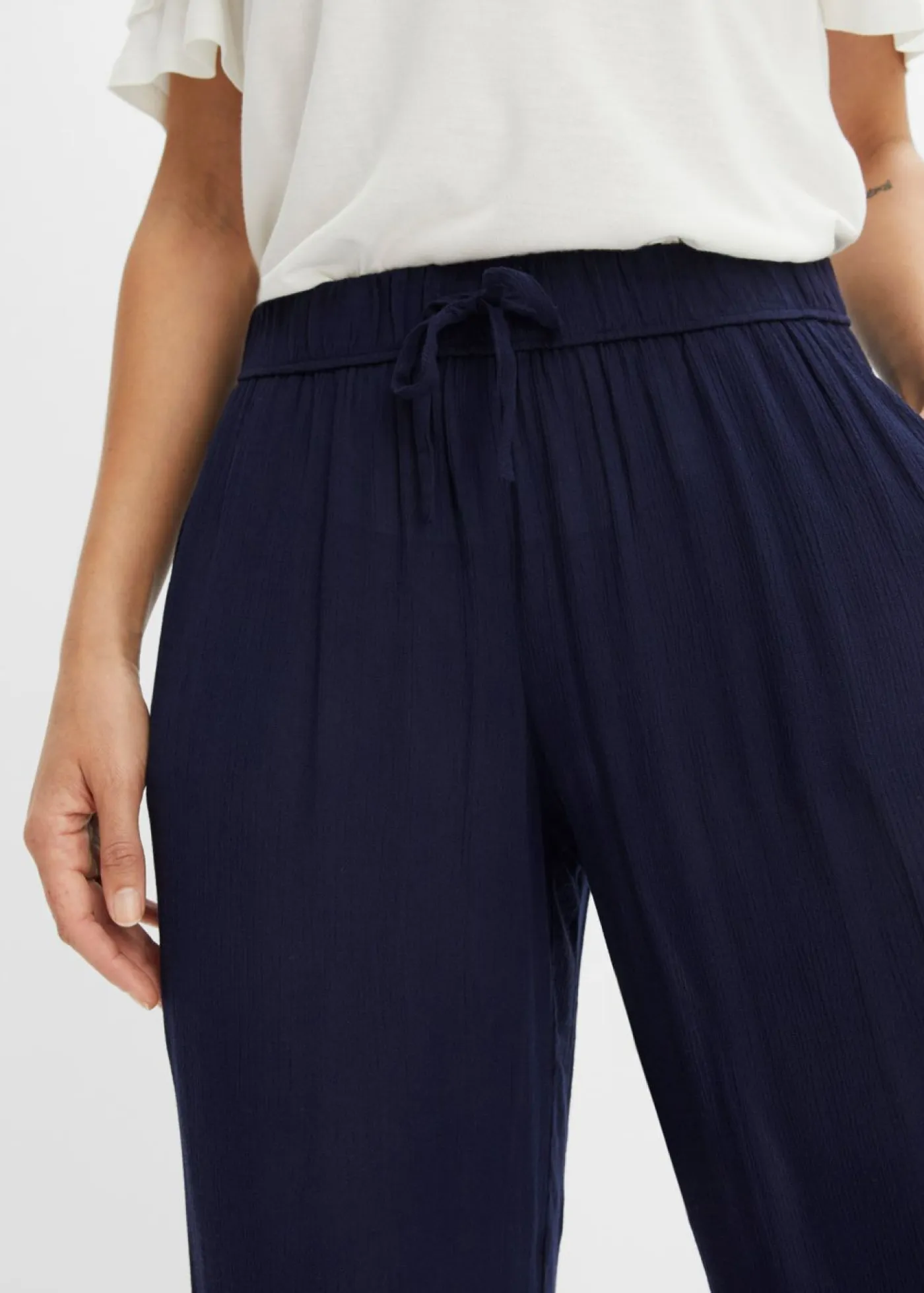 bonprix bonprix Pantalones|Novedades>Pantalón Marlene de viscosa fluida Azul marino