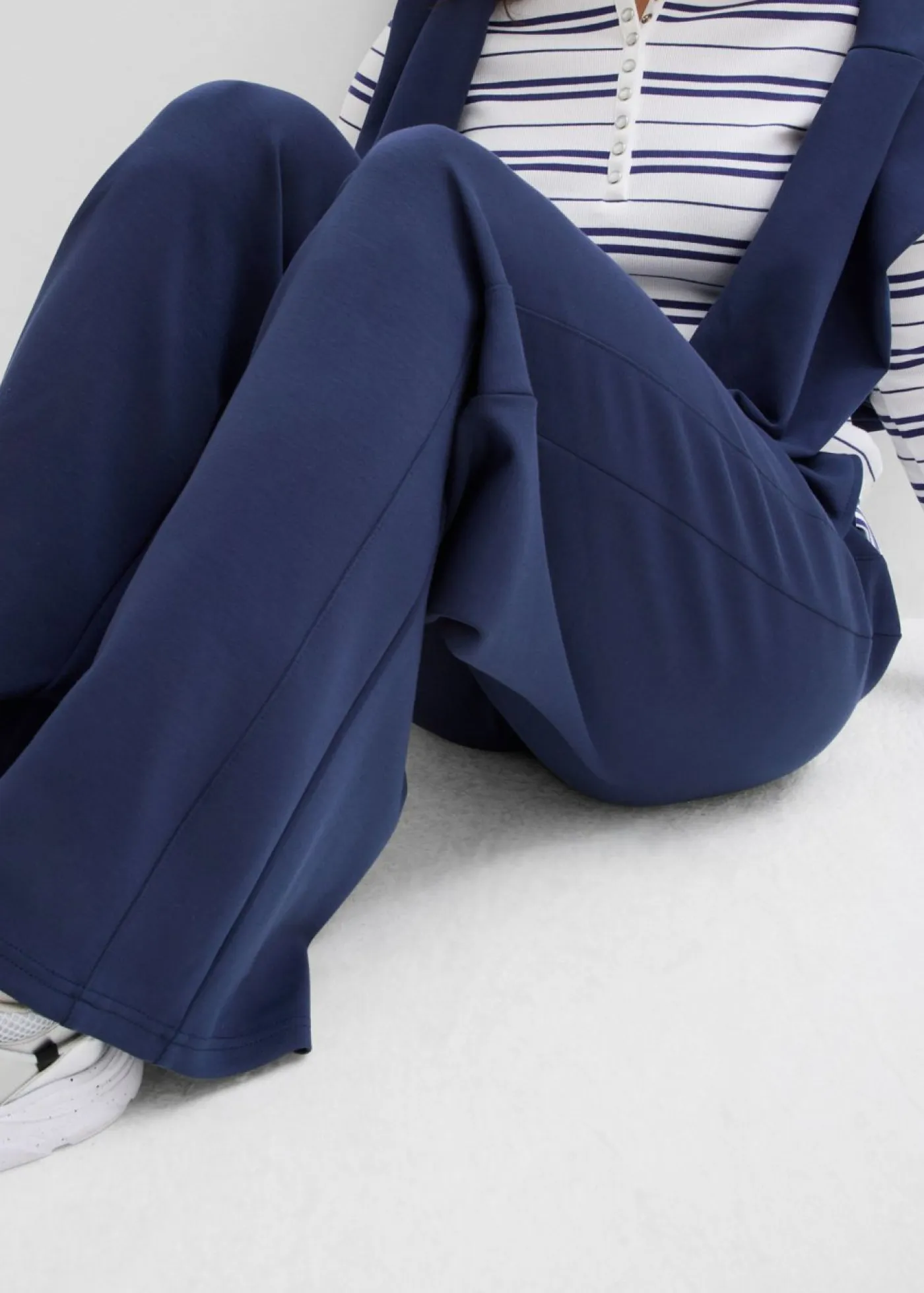 bonprix bonprix Pantalones>Pantalón palazzo de neopreno suave Azul marino