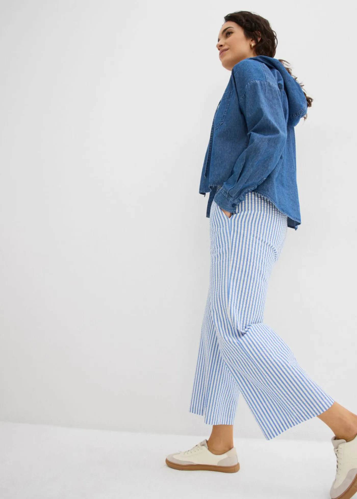 Mujer bonprix bonprix Pantalón palazzo estilo milrayas, largo 7/8