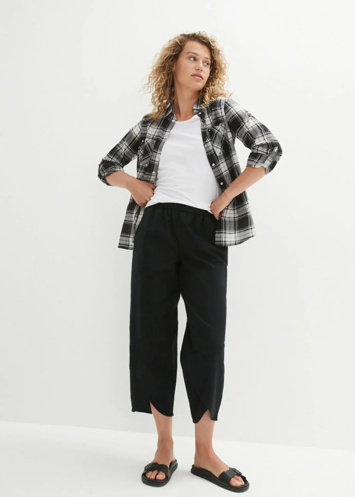 bonprix bonprix Esenciales|Pantalones>Pantalón pirata de mezcla de lino ligero Negro