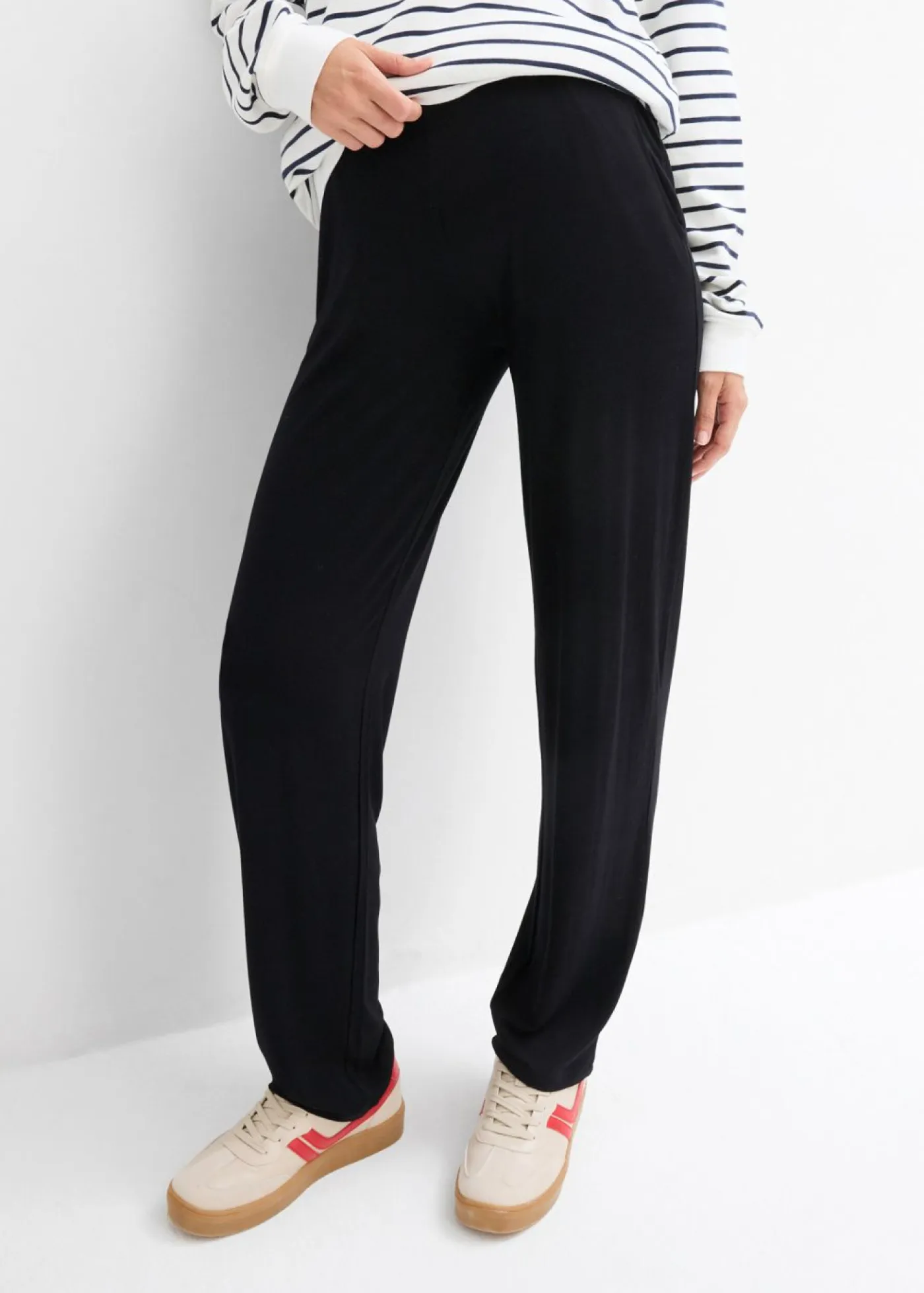 bonprix bonprix Premamá>Pantalón premamá de punto con cintura de nido de abeja y perneras rectas Negro