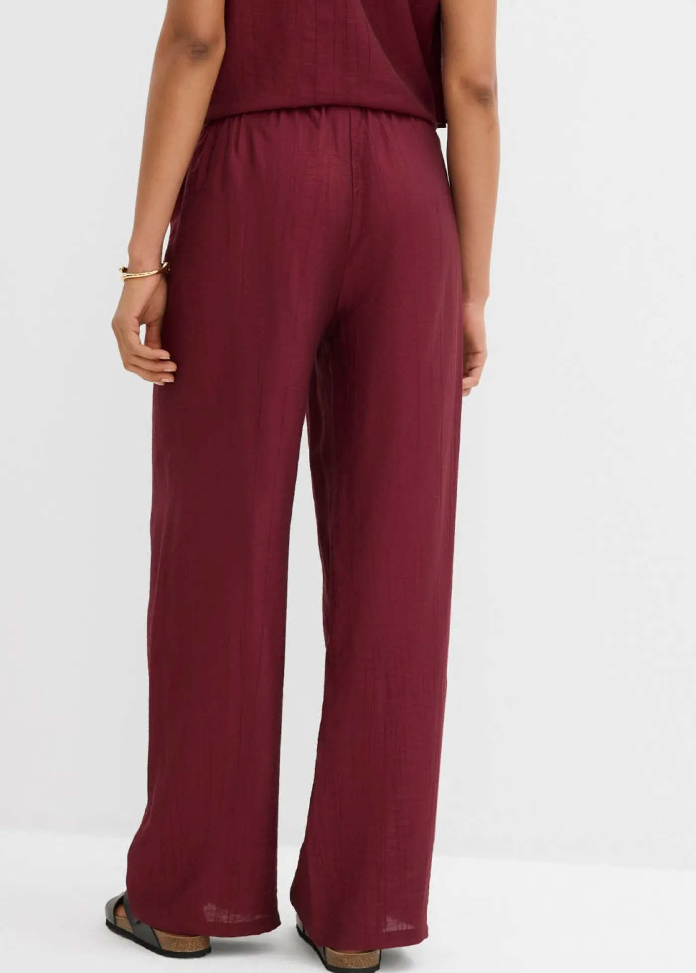 bonprix bonprix Conjuntos De Ropa|Esenciales>Pantalón sin cierre de mezcla de viscosa estructurada rojo avellana