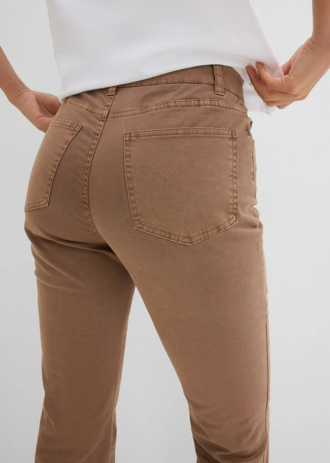 bonprix bonprix Vaqueros|Pantalones>Pantalón tipo bootcut con bordado Marrón castaño