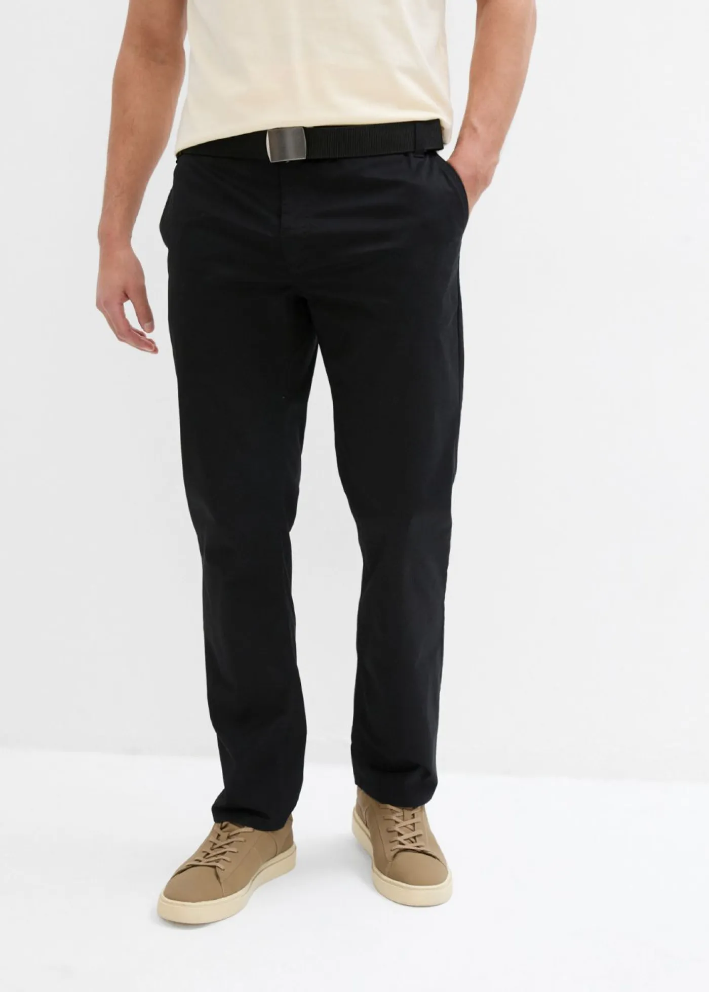 Hombre bonprix bonprix Pantalón tipo chino con corte regular, cinturilla elástica, cinturón y forma recta
